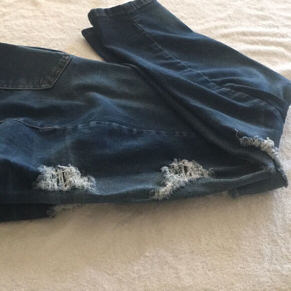 16W Rampage distressed skinny jeans medium blue Sophie midrise stretchy - Picture 2 of 9